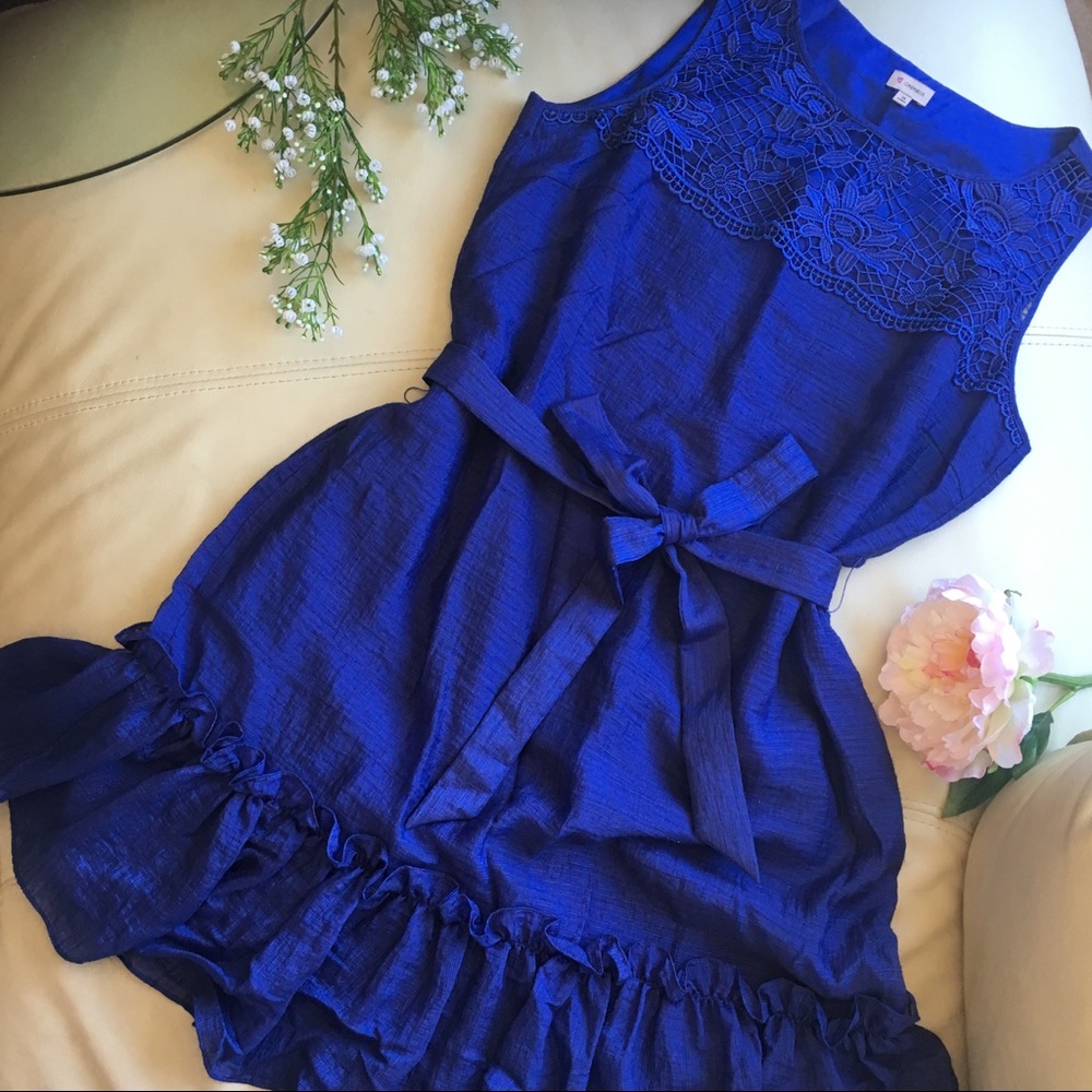 HP! 🎉 Cremiux sapphire blue lace and ruffle dress - Picture 5 of 5